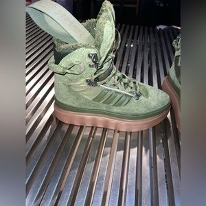 ivy park sneakers green